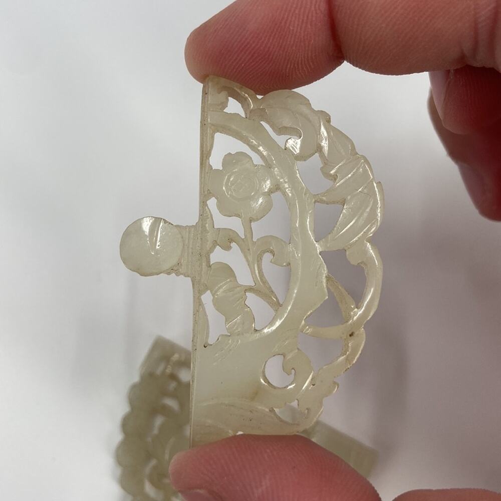 Antique Chinese hand carved Nephrite Jade Belt Buckle - Picture 5 of 9